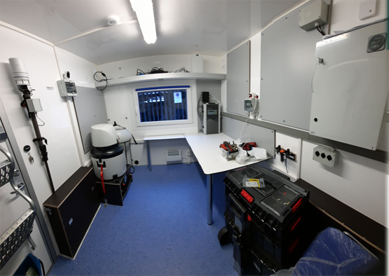 Inside view of EnviStation field laboratory. Photo: Jari Silander (Syke)